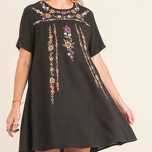 *SOLD* UMGEE USA Shift Dress Embroidered Floral